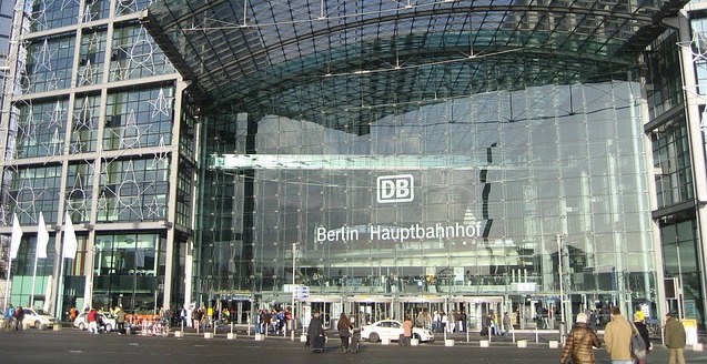 Berlin train station.jpg