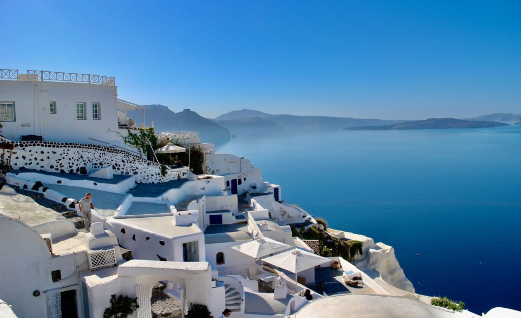 5 Reasons to visit Santorini Greece